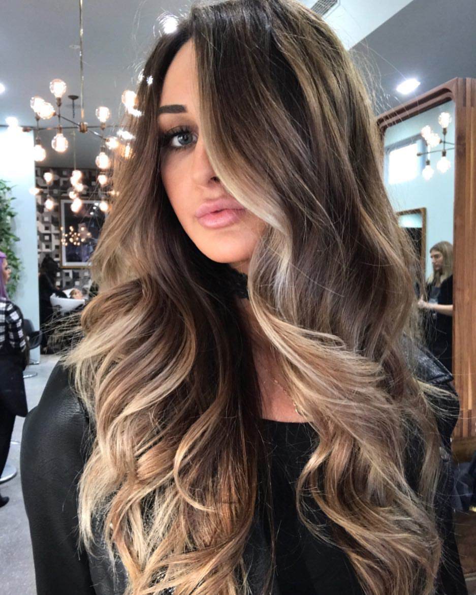 Balayazh sur les cheveux long bruns (51 photos)