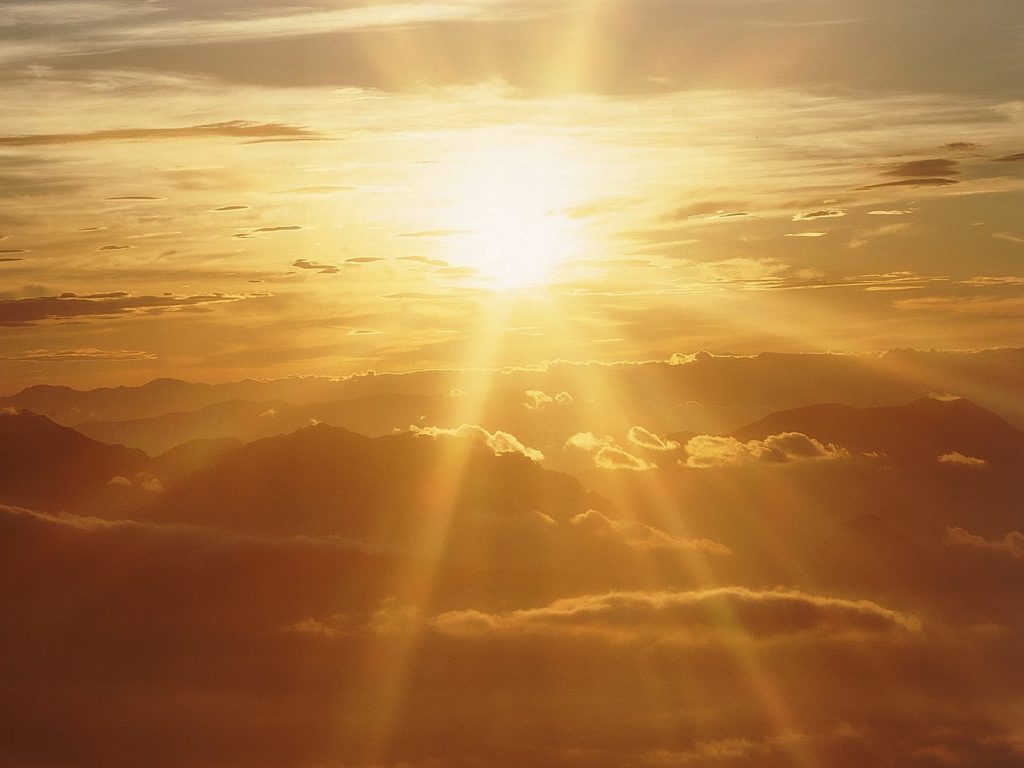 Protégez votre appartement du soleil - 8 astuces universelles