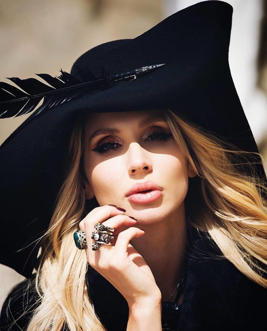 Svetlana Loboda avant et après chirurgie plastique