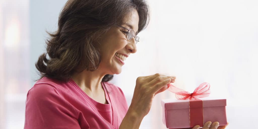 Comment choisir un cadeau pour la belle-mère?