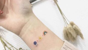 Tatouages ​​au poignet pour femmes - idées intéressantes (52 photos)